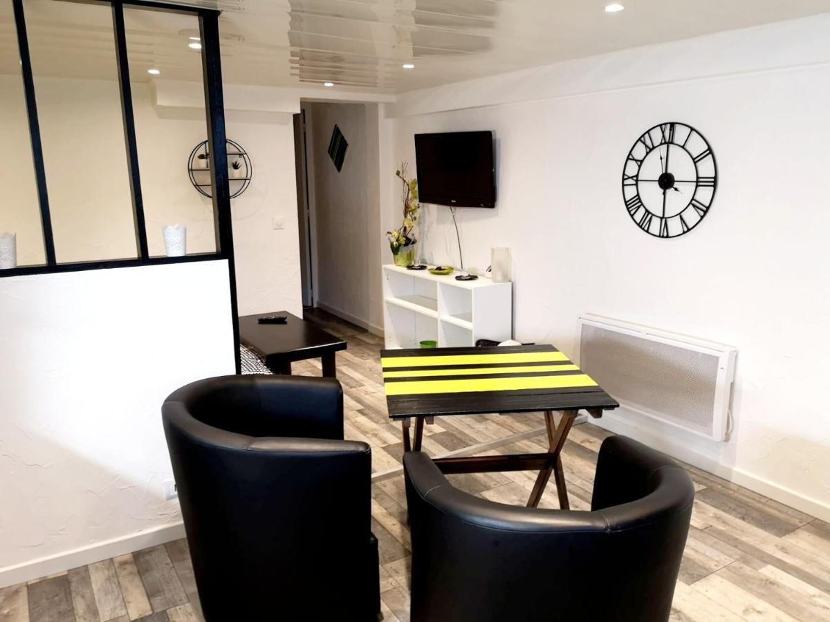 Domaine Des Deux A Appartement Margny-sur-Matz Buitenkant foto